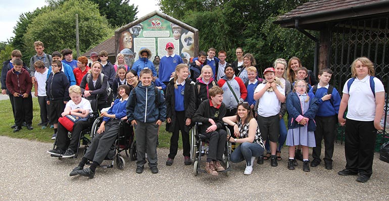 Variety Wessex take special schools youngsters to Monkey World