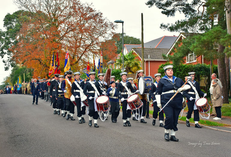 Remembrance parade in Ferndown © Tom Scrase