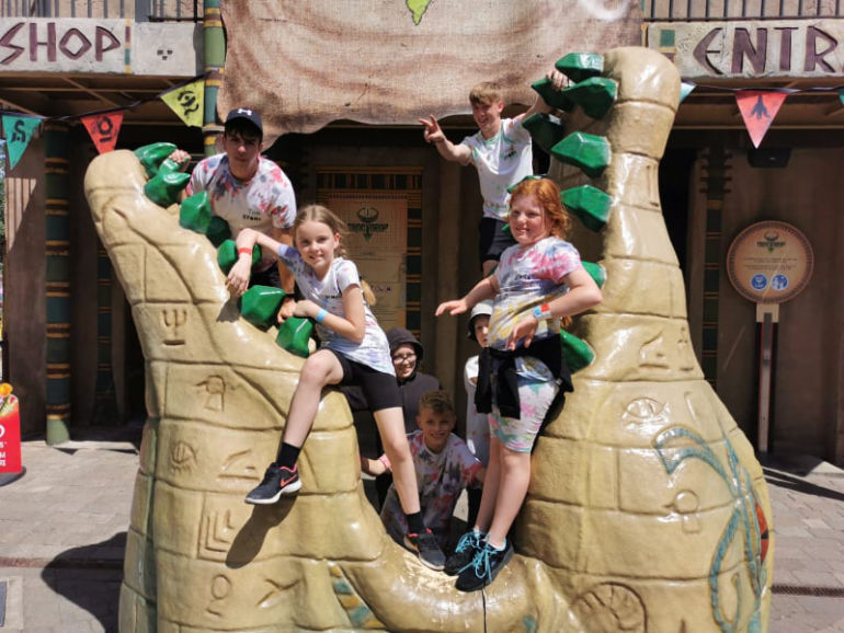 STARs siblings enjoy Chessington day out