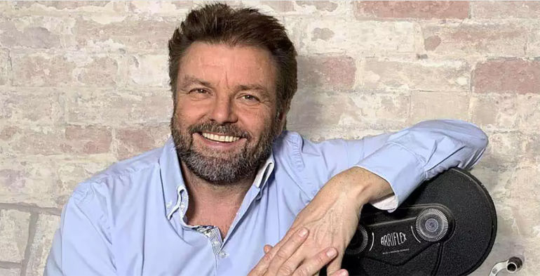 TV presenter Martin Roberts will launch Dorset Chamber’s online fundraising auction with Ian Girling