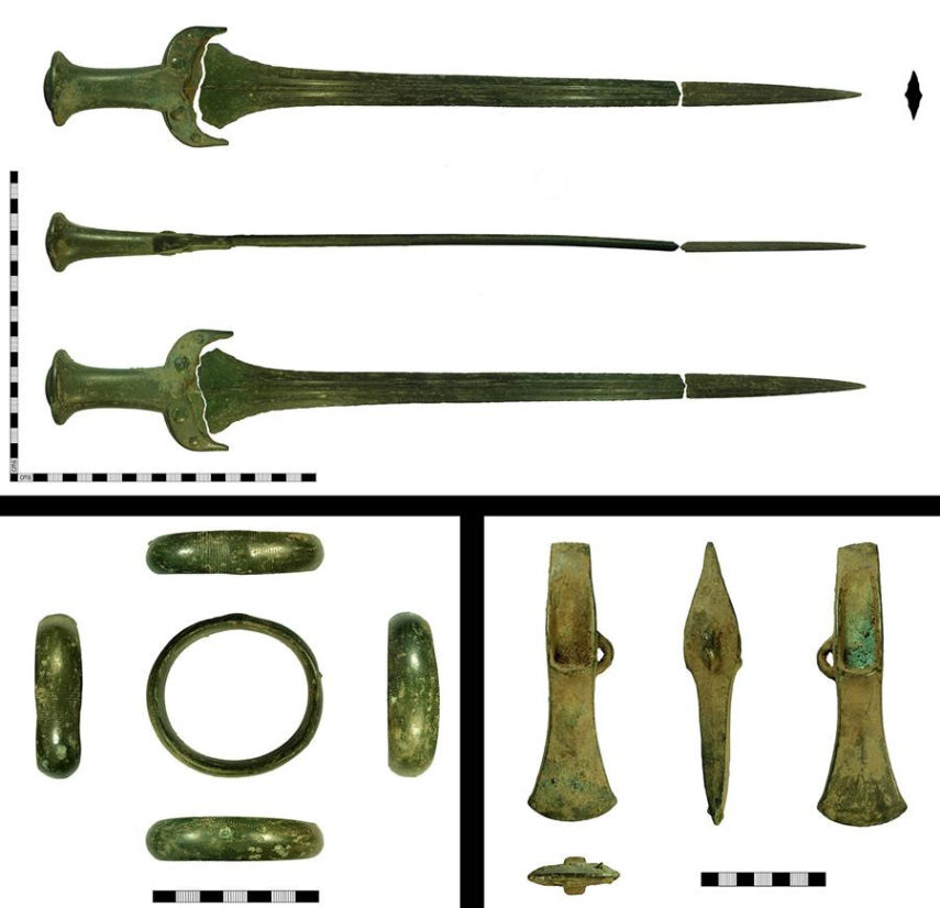 Middle Bronze Age rapier, a bangle and palstave axe head